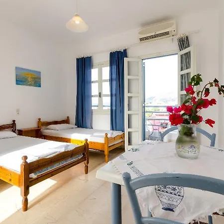 Aris Hotel 2*
